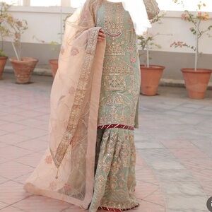 Haseen's Official Teal 4 Piece Gharara Size 36.